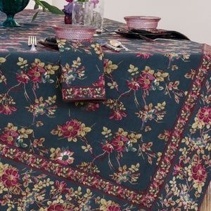 April Cornell Tablecloth Wild Rose 36x36 NWT